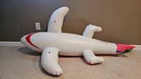 Jouet de plage pour enfants en PVC à chevaucher en forme de requin gonflable avec éclaboussures d'animaux