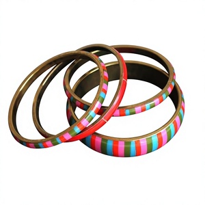 Ensemble de bracelets tendance en acrylique plaqué or à motif hexagonal, bracelets fantaisie faits à la main pour femmes, empilables, bijoux en résine colorés - Product Image 3