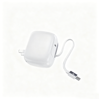 Caricabatterie da Viaggio USB C Retrattile 45W GaN con Cavo Integrato, Adattatore a Muro Rapido PD per iPhone, MacBook, iPad, Samsung