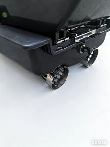 Bateau à appâts en plastique Fishman 2026 New <span class=keywords><strong>Breaking</strong></span> <span class=keywords><strong>Wave</strong></span> 24V GPS |   Télécommande de positionnement automatique haute vitesse 15 mph, robuste, capacité de charge 8 kg - Product Image 5