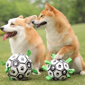 Jouet à mâcher pour chien et chat en TPR écologique classique, en forme de ballon de football, emballage en carton - Product Image 4
