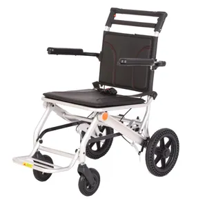 Fauteuil roulant pliable léger pour extérieur/intérieur Fauteuil roulant de transport manuel portable et bon marché pour le voyage