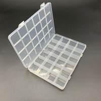 Boîte en plastique PS transparente rectangulaire à 24 compartiments avec fermoir noir, moulée par injection, portable, pour usage industriel, petite boîte de rangement pour perles