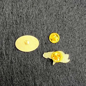 Vente en gros de breloques de football américain pour vêtements sacs épingles en métal de la ligue de football comme crochets à <span class=keywords><strong>chaussures</strong></span> Broche de rugby Badges Accessoires - Product Image 3