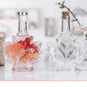 Vente en gros de flacons en verre pour sirop en forme de <span class=keywords><strong>feuille</strong></span> <span class=keywords><strong>d</strong></span>'érable de 50 ml <span class=keywords><strong>avec</strong></span> bouchon à vis, flacon en verre pour liqueur en forme de feuilles <span class=keywords><strong>d</strong></span>'érable de 100 ml <span class=keywords><strong>avec</strong></span> couvercle - Product Image 6