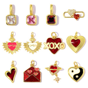 F195 Dijes de Pareja de San Valentín, Colgantes de Corazón Yin Yang en Forma de Sobre de Latón Bañado en Oro para Suministros de Manualidades - Product Image 1
