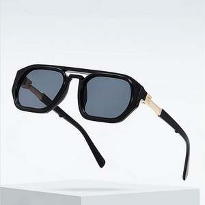 Lunettes de soleil polygonales punk vintage 2025 personnalisées avec logo, double pont, carrées, pour hommes et femmes, protection UV400 - Product Image 1