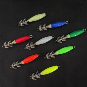 Crochets fluorescents de crevettes et de calmar de poulpe avec <span class=keywords><strong>leurre</strong></span> de pêche de tube de coup pour le poisson d'eau salée - Product Image 2