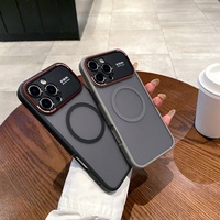 Casing Ponsel Magnetik Transparan Bisnis Matte untuk Iphone 14 15 16 Pro Max dengan Pengisian Daya Nirkabel Pelindung Anti Benturan
