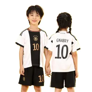مجموعة كاملة من مجموعات كرة القدم المخصصة للشباب قمصان كرة القدم جيرسي سريعة الجفاف للأطفال والكبار قميص لكرة القدم للاطفال ملابس كرة القدم