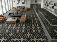 Dalles de moquette en PVC nylon antistatiques de luxe moderne, motif personnalisé, base noire, design géométrique gris emboîtable pour usage commercial