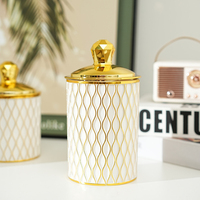 Pot de rangement cylindrique en plastique PP moulé par injection, conception détachable pour céréales et collations, couvercle doré hermétique pour la fraîcheur