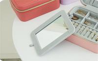 Échantillon gratuit Logo personnalisé pliable boîte à bijoux cadeau emballage carré en cuir Pu boîte à bijoux pour femmes