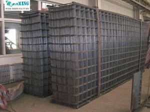 Grillage de renforcement à trous carrés pour béton, en fil d'acier soudé, pour la prévention des fissures dans les coussins de béton pour la construction - Product Image 2