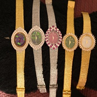 Jam Tangan Mini Wanita Berlapis Emas dengan Permata dan Berlian Vintage yang Elegan dan Berkualitas Tinggi dengan Mesin Quartz