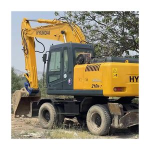 99% Nouvelle pelle d'occasion HYUNDAI 21Ton 2023 Original Corée - Product Image 1