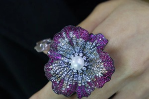 เข็มกลัดดอกไม้ขนาดใหญ่ประดับเพชรคิวบิกเซอร์โคเนียเงินแท้สำหรับผู้หญิง พร้อมงานฝังแบบละเอียด เหมาะสำหรับงานหมั้น งานแต่งงาน งานเลี้ยง และเป็นของขวัญ - Product Image 2