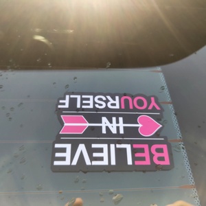 Autocollant de fenêtre de voiture en vinyle PVC résistant à l'eau, logo découpé, imprimé, personnalisé, imprimé UV - Product Image 5