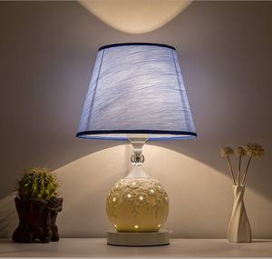 Lampada <span class=keywords><strong>da</strong></span> tavolo retrò europea lampada <span class=keywords><strong>da</strong></span> tavolo in tessuto di ceramica cavo adatto per scrivania camera <span class=keywords><strong>da</strong></span> letto <span class=keywords><strong>da</strong></span> soggiorno illuminazione <span class=keywords><strong>da</strong></span> banco dimmerabile - Product Image 3