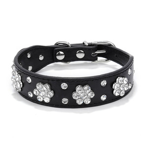 Collar de lujo para mascotas de PU con incrustaciones de joyas de flores de diamantes característica de liberación rápida para perros gatos - Product Image 4