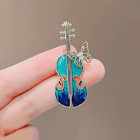 Broche sur le thème des instruments de musique personnalisée, épingle en émail métallique personnalisée, épingle à cravate à longue tige, accessoires vestimentaires au design personnalisé