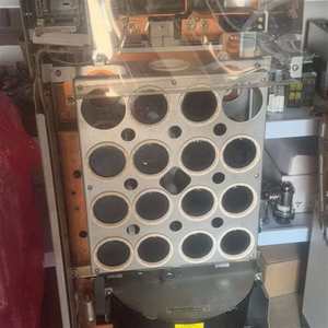 6SE7033-2EG60 6SE7033-7EG60 6SE7033-7TG60 6SE7033-2TG60 Gabinete Original en Stock, Vendedor Oro - Product Image 1