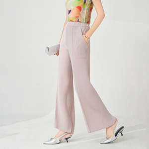 <span class=keywords><strong>กางเกง</strong></span>พลีท Miyake รุ่นใหม่ล่าสุด ปี 2026 <span class=keywords><strong>กางเกง</strong></span><span class=keywords><strong>ขา</strong></span>ยาวทรงหลวม ดีไซน์เนอร์ ผ้าโพลีเอสเตอร์ ยืดได้ สวมใส่สบาย เหมาะสำหรับผู้หญิง ให้ลุคหรูหรา - Product Image 4
