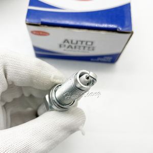 Haoxiang 90919-01289 Bougies de résistance automatique FC16HR-Q8 Iridium Bujias <span class=keywords><strong>Bougie</strong></span> <span class=keywords><strong>d</strong></span>'<span class=keywords><strong>allumage</strong></span> par étincelle pour <span class=keywords><strong>Toyota</strong></span> - Product Image 4