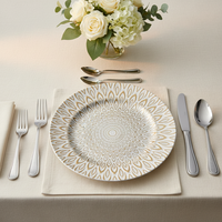 Assiettes de présentation de luxe en plastique de 13 pouces de haute qualité, motif personnalisé pigmenté, durables et réutilisables, idéales pour mariages et anniversaires
