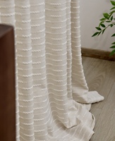 Rideau à imprimé abstrait artistique noir et blanc texturé, design unique pour la décoration intérieure contemporaine