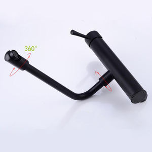 Robinet de cuisine moderne à long tuyau avec bec pivotant à 360 degrés et finition de surface résistante aux taches - Product Image 3