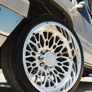 Jantes de voiture 22x12 24x14 26x14 30x16 4x4 Super Single forgées polies à déport profond pour F150/250/1500/2500/3500 - Product Image 4