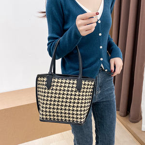 <span class=keywords><strong>2022</strong></span> tendances de la mode chine gros pied de poule toile <span class=keywords><strong>sac</strong></span> à main pour femmes <span class=keywords><strong>sac</strong></span> à main de haute qualité fourre-tout sacs à main pour les femmes - Product Image 2