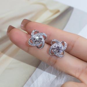Joyería Messi, Joyería Personalizada MSE-647, Platino PT950, Diamante Cultivado en Laboratorio CVD HPHT de 1CT D VS1, Pendientes de Botón con Racimo de Diamantes, Joyería para Mujer - Product Image 1