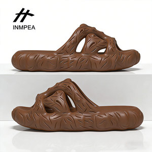 Pantuflas Inmpea para Mujer, de EVA, Color Marrón, Textura de Raíz de Árbol, Suela Gruesa, Chanclas de Verano para el Hogar - Product Image 1
