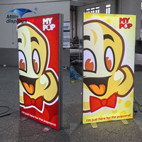 Panneaux lumineux double face autoportants, supports d'affichage publicitaires éclairés, présentoirs pour salons professionnels, caissons lumineux LED