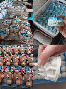 Mâts totémiques personnalisés Alaska Canadian Thunderbird QUÉBEC 65MM Décor d'hiver Globe d'eau de Montréal Drapeau du Canada Feuille d'érable Globe de neige - Product Image 6