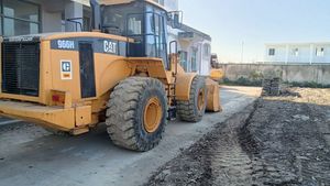 Chargeuse sur pneus Caterpillar 966H d'occasion, modèle CAT 966 d'origine en stock - Product Image 6