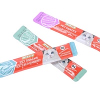 Emballage frais nourriture humide pour chat nouveau produit chaud friandises pour animaux de compagnie bandes de nutrition de viande en conserve molle pour chats
