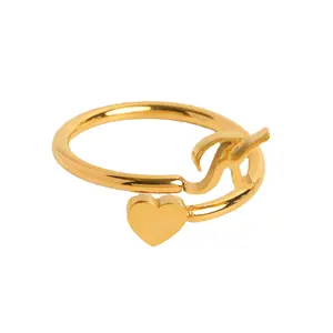 Anello con lettera iniziale A-Z placcato oro 18 carati in acciaio inossidabile cuore tridimensionale 26 lettera Love Heart apertura anello regolabile