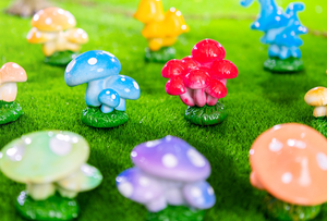 Vente en gros de grande <span class=keywords><strong>statue</strong></span> réaliste de champignon en résine figurine miniature de jardin féerique sculpture décoration de maison jouets éducatifs pour bébés - Product Image 5