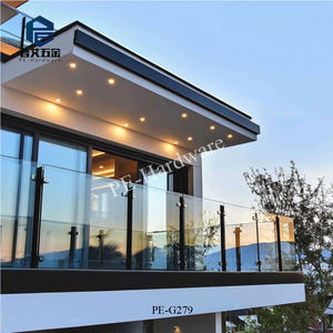 <span class=keywords><strong>Kit</strong></span> de <span class=keywords><strong>balustrade</strong></span> en acier inoxydable au design moderne avec systèmes de garde-corps en verre et main courante pour les appartements du porche avant. - Product Image 2