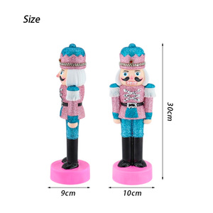 <span class=keywords><strong>Casse</strong></span>-<span class=keywords><strong>Noisette</strong></span> de Noël scintillant Figurines roses et bleues Ornements <span class=keywords><strong>Casse</strong></span>-<span class=keywords><strong>Noisette</strong></span> de Noël Décoration de fête de Noël - Product Image 4