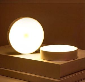 Vente en gros de lampes murales intelligentes à détecteur de mouvement PIR LED modernes, rechargeables par USB, à intensité variable, pour armoires - Product Image 3