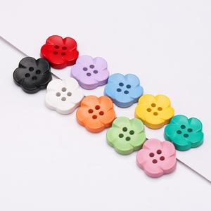 Botones de Resina Plástica Coloridos, Cosidos a Mano, con Diseño de Flor de Dibujos Animados, para Ropa de Bebé, Camisas y Chaquetas Infantiles - Product Image 2