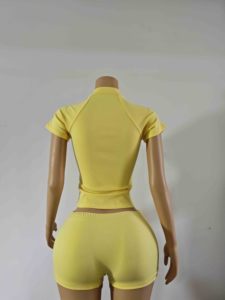T-shirt Estiva da Donna in Cotone con Cerniera a 1/4, Stampa Logo Personalizzata, Sexy, Tinta Unita, e Pantaloncini Loungewear Sopra il Ginocchio - Product Image 4
