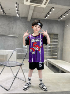 طقم قمصان كرة السلة للأطفال 2026، زي كرة سلة للأطفال بتصميم خاص، قمصان للفرق والأندية، طقم من قطعتين للأنشطة الخارجية، جيمس وسياكاميس - Product Image 1