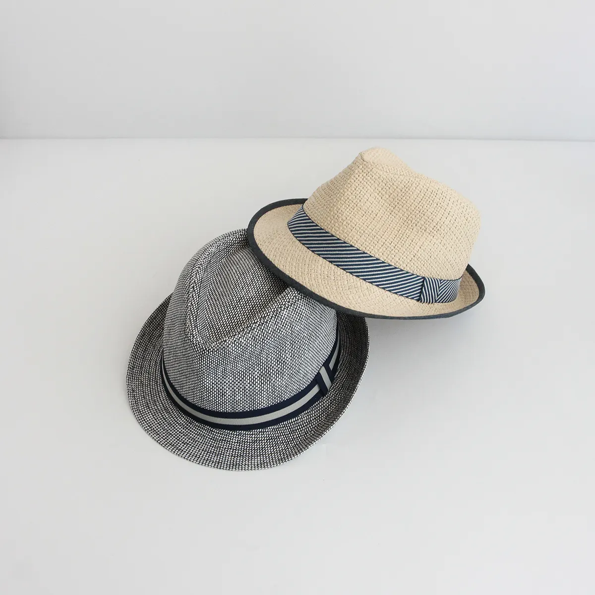 Bandes Fedora rayées Gentleman d'été classique Roll Up Brim Paper Straded Jazz Hats