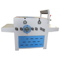 Scie à refendre multi-lames à un seul axe pour panneaux de bois, scie à refendre en gang avec positionnement infrarouge pour la découpe multiple de planches de bois