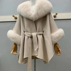 Neu kommende Winter Schal Damen Pelz <span class=keywords><strong>Cape</strong></span> Big Luxus Fox Pelz Kragen Trim Pelz <span class=keywords><strong>Cape</strong></span> - Product Image 2